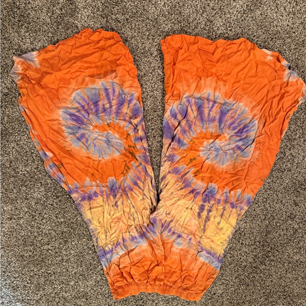Vibrant Tie-Dye Wide-Leg Pants - Picture 3 of 3